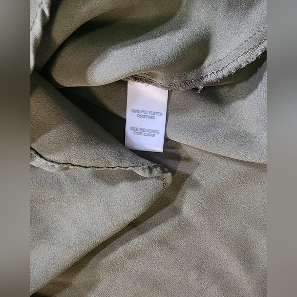 C Est 1946 Womens Green Button Up Collared Casual Top - Picture 5 of 9